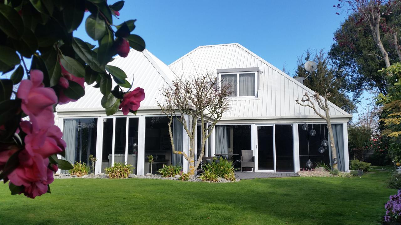 כרייסטצ'רץ' Berni'S Boutique Bnb מראה חיצוני תמונה